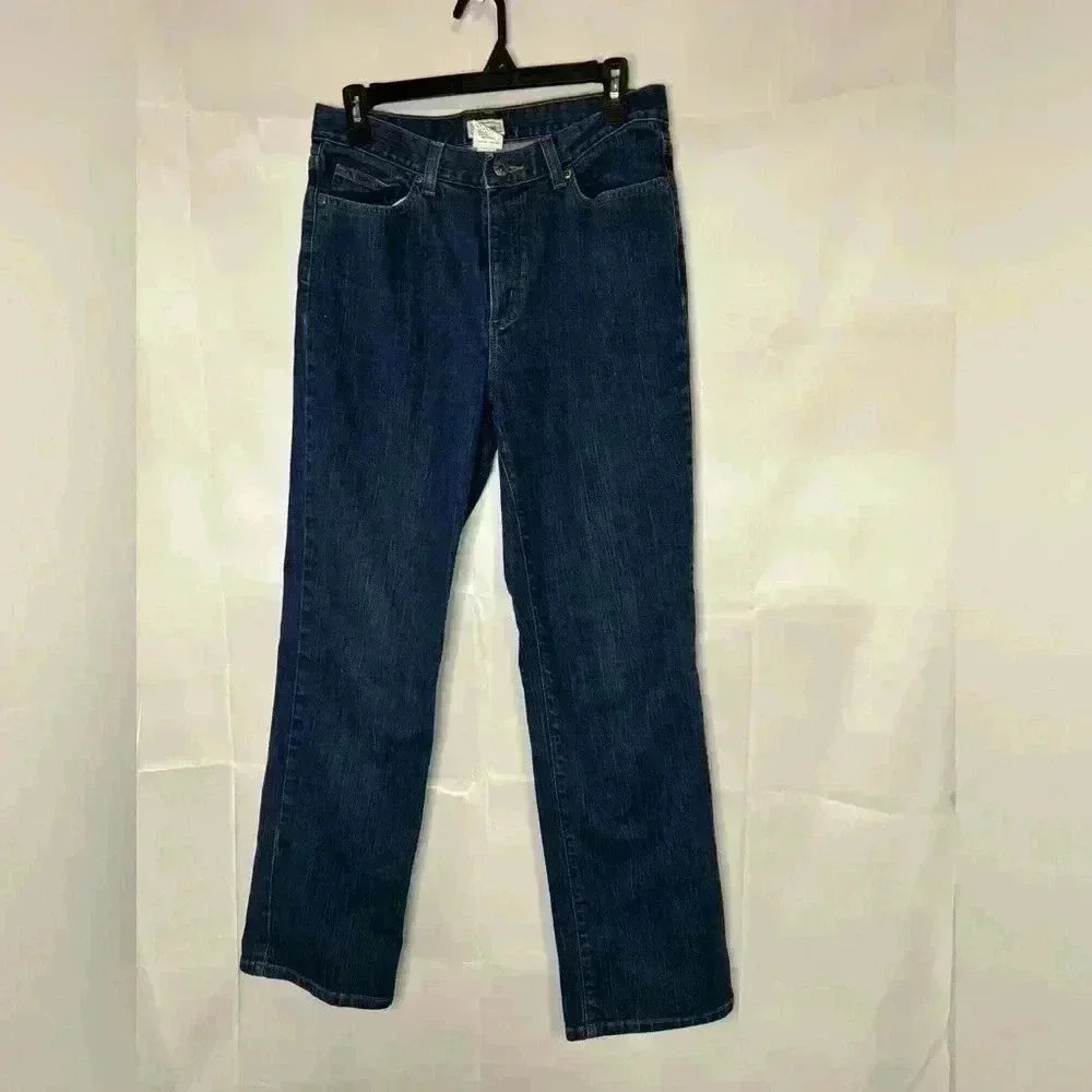 Womens size 10 LL Bean brand straight leg jeans, #J367